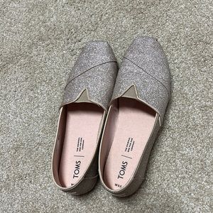 Rose Gold glitter Toms size 8.5